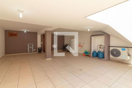 Casa de Condomínio à venda com 3 quartos, 299m² em Cristal, Porto Alegre