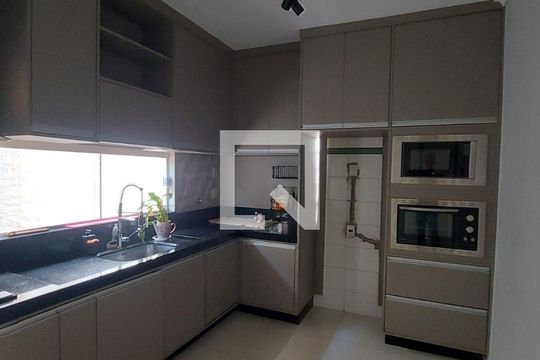Cozinha de casa para alugar com 3 quartos, 147m² em Residencial Parque Pavan, Sumaré