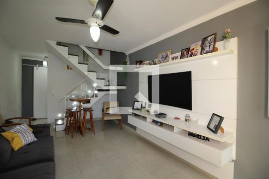 Sala de casa de condomínio à venda com 4 quartos, 120m² em Taquara, Rio de Janeiro