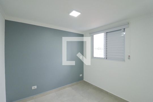 Quarto 2 de apartamento para alugar com 2 quartos, 45m² em Jardim Centenario, São Paulo