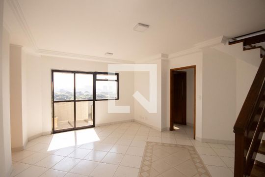 Apartamento à venda com 3 quartos, 220m² em Parque Novo Mundo, São Paulo