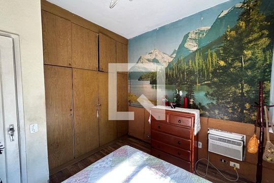 Quarto 1 de casa à venda com 4 quartos, 350m² em Engenho Novo, Rio de Janeiro