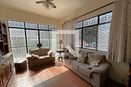 Casa à venda com 4 quartos, 350m² em Engenho Novo, Rio de Janeiro