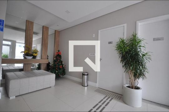 Hall de entrada de apartamento à venda com 2 quartos, 42m² em Vila Gustavo, São Paulo