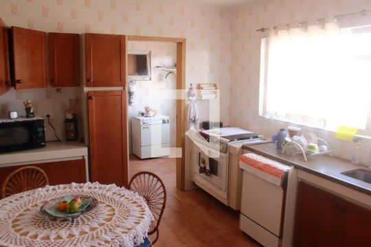 Cozinha de apartamento à venda com 3 quartos, 125m² em Santana, São Paulo