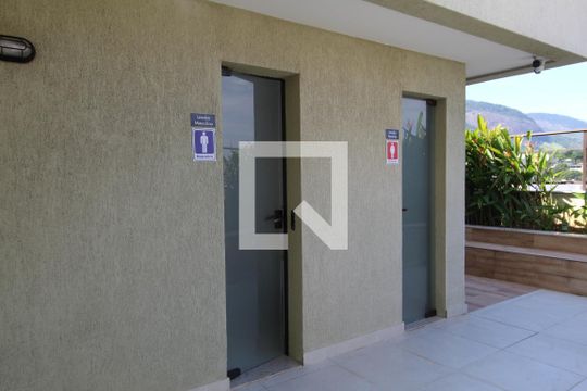 Área comum - Banheiros de apartamento à venda com 1 quarto, 40m² em Freguesia (jacarepaguá), Rio de Janeiro
