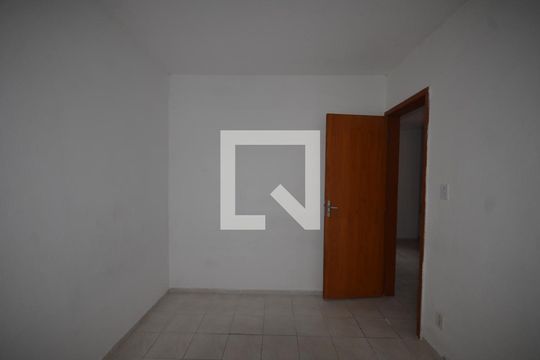 Quarto 1 de apartamento para alugar com 2 quartos, 47m² em Paciência, Rio de Janeiro