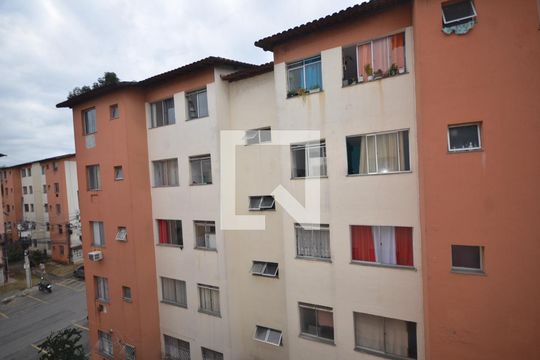 Vista da Sala de apartamento para alugar com 2 quartos, 47m² em Paciência, Rio de Janeiro