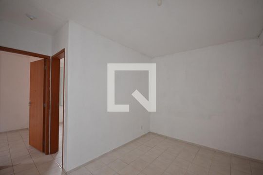 Sala de apartamento para alugar com 2 quartos, 47m² em Paciência, Rio de Janeiro