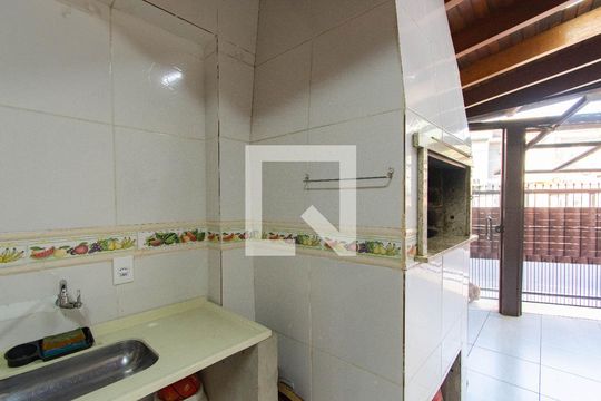 Espaço Gourmet de casa à venda com 3 quartos, 130m² em Mato Grande, Canoas
