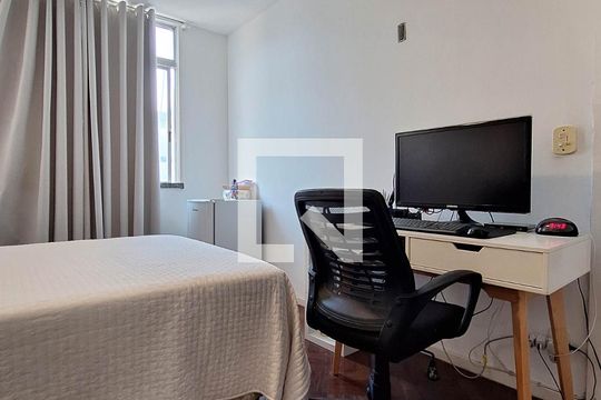 Quarto 2 de apartamento à venda com 3 quartos, 122m² em Icaraí, Niterói