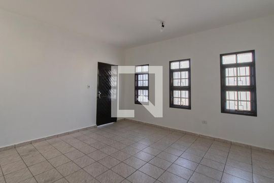 Casa à venda com 3 quartos, 141m² em Jardim Cocaia, Guarulhos