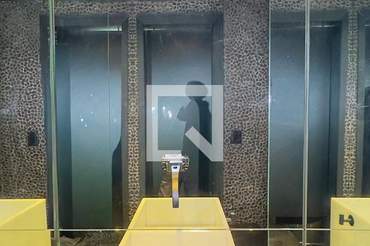 Lavabo de apartamento à venda com 2 quartos, 124m² em Brooklin, São Paulo