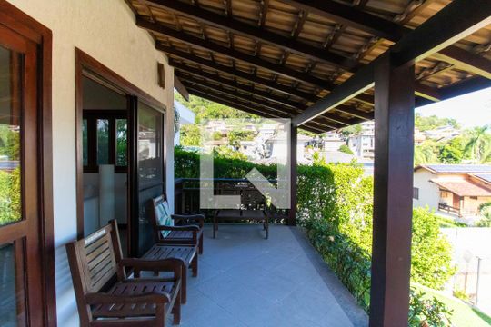 Varanda da Sala de casa de condomínio à venda com 5 quartos, 300m² em Itaipu, Niterói