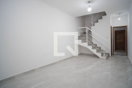 Casa à venda com 3 quartos, 109m² em Cidade Líder, São Paulo