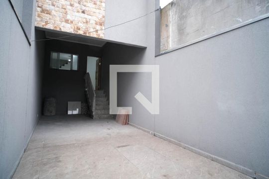 Área comum de casa à venda com 3 quartos, 109m² em Cidade Líder, São Paulo