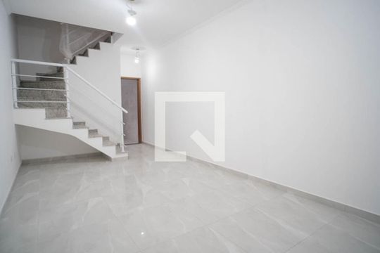 Sala de casa à venda com 3 quartos, 109m² em Cidade Líder, São Paulo