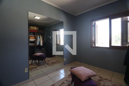 Quarto 1 de casa de condomínio à venda com 2 quartos, 82m² em Niterói, Canoas