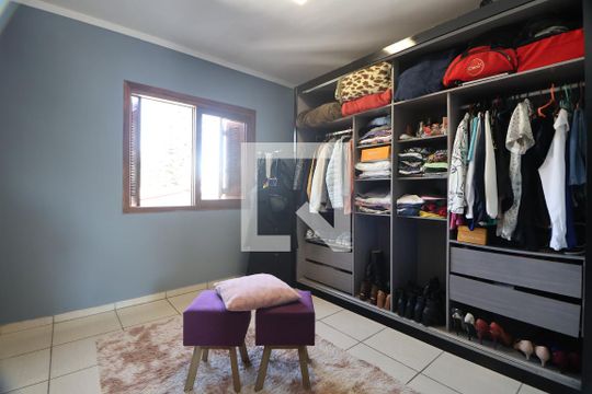 Quarto 1 de casa de condomínio à venda com 2 quartos, 82m² em Niterói, Canoas