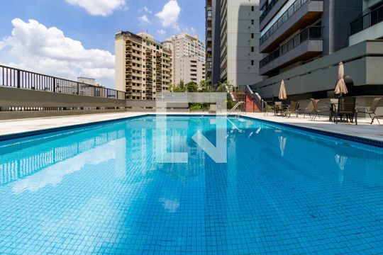 Área comum de apartamento para alugar com 4 quartos, 289m² em Vila Andrade, São Paulo