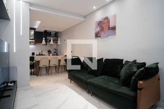 Casa à venda com 2 quartos, 93m² em Jardim Maringa, São Paulo