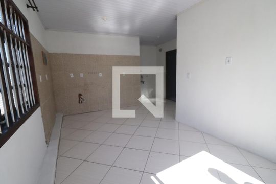 Sala de casa à venda com 3 quartos, 120m² em Ouro Branco, Novo Hamburgo