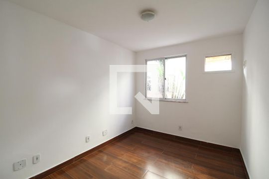 Quarto 1 de apartamento à venda com 2 quartos, 56m² em Anil, Rio de Janeiro
