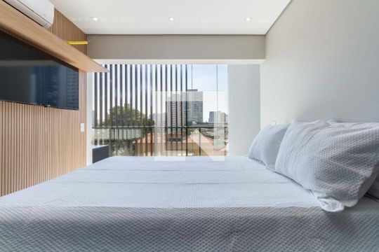 Studio de kitnet/studio à venda com 1 quarto, 33m² em Jardim das Acacias, São Paulo