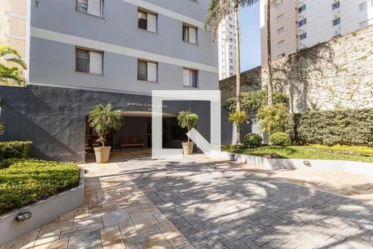 Área comum de apartamento para alugar com 2 quartos, 90m² em Vila Nova Conceição, São Paulo