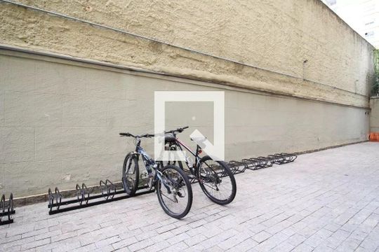 Área comum de apartamento para alugar com 2 quartos, 90m² em Vila Nova Conceição, São Paulo