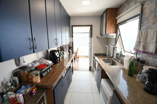 Cozinha de apartamento à venda com 3 quartos, 108m² em Jardim Guanabara, Campinas