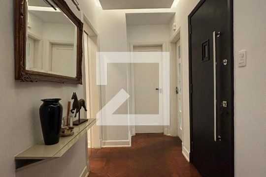 Sala 1 de apartamento para alugar com 1 quarto, 85m² em Copacabana, Rio de Janeiro