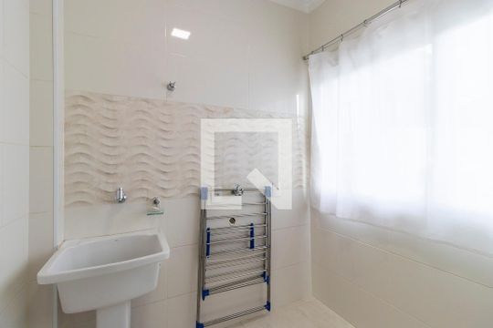 Área de serviço 1 de casa de condomínio à venda com 4 quartos, 300m² em Swiss Park, Campinas
