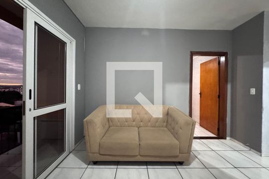 Sala de apartamento para alugar com 2 quartos, 58m² em Fião, São Leopoldo
