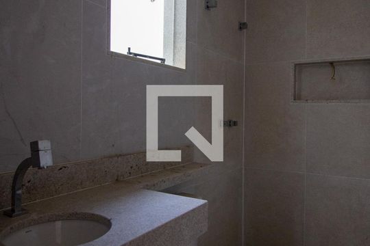 Banheiro da Suíte 1 de casa à venda com 4 quartos, 181m² em Vargem Pequena, Rio de Janeiro