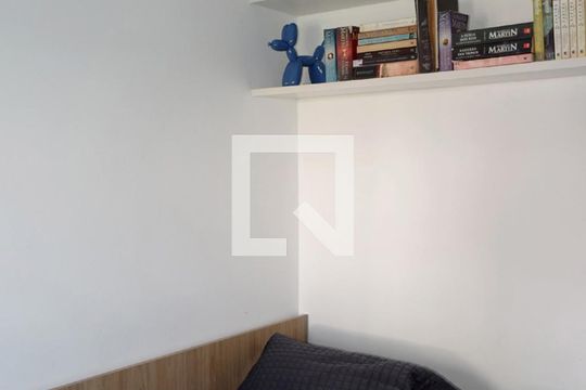 Quarto de kitnet/studio para alugar com 1 quarto, 40m² em Jardim das Bandeiras, São Paulo