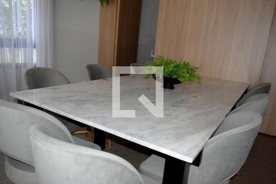 Área comum de kitnet/studio para alugar com 1 quarto, 40m² em Jardim das Bandeiras, São Paulo