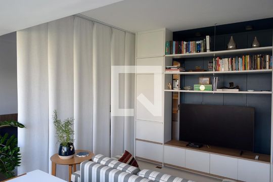 Studio de kitnet/studio para alugar com 1 quarto, 40m² em Jardim das Bandeiras, São Paulo