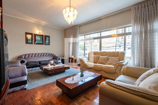 Sala de casa à venda com 3 quartos, 290m² em Vila Madalena, São Paulo