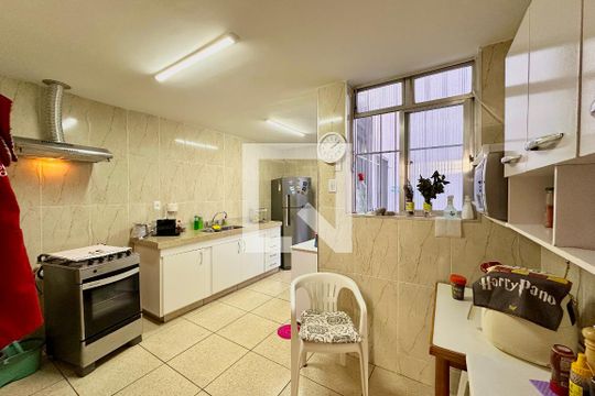 Cozinha de casa de condomínio à venda com 3 quartos, 140m² em Botafogo, Rio de Janeiro