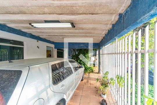 Garagem de casa à venda com 3 quartos, 193m² em Jardim Utinga, Santo André