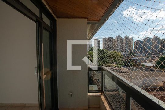 Sacada de apartamento para alugar com 3 quartos, 120m² em Jardim Irajá, Ribeirão Preto