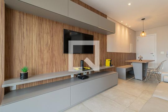 Sala de apartamento para alugar com 1 quarto, 51m² em Moema, São Paulo