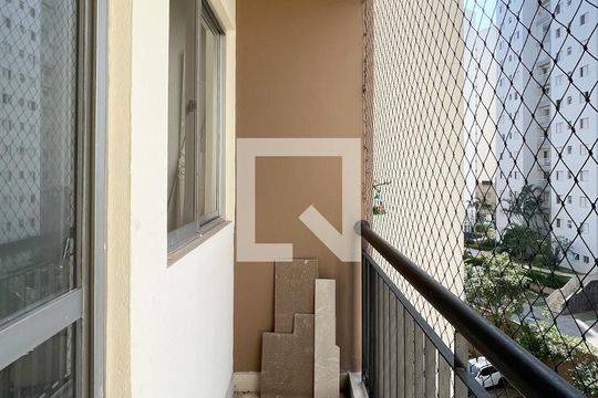 Sacada de apartamento à venda com 3 quartos, 68m² em Planalto, São Bernardo do Campo