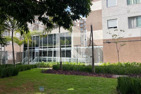 Fachada do Prédio de apartamento à venda com 2 quartos, 34m² em Lapa de Baixo, São Paulo