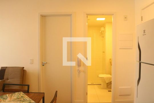 Sala de apartamento à venda com 2 quartos, 34m² em Lapa de Baixo, São Paulo