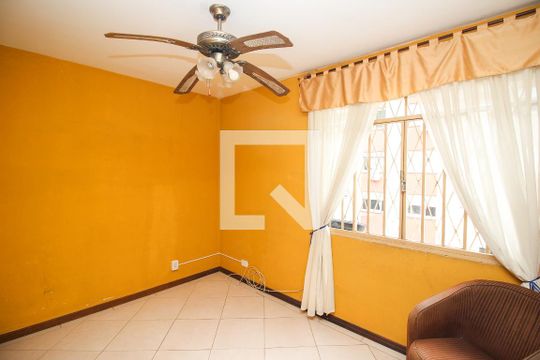 Quarto 2 de apartamento à venda com 2 quartos, 67m² em Menino Deus, Porto Alegre