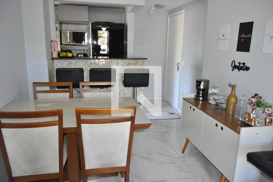 Sala de apartamento à venda com 2 quartos, 60m² em Sampaio, Rio de Janeiro