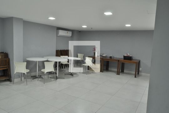 Área comum de apartamento à venda com 2 quartos, 60m² em Sampaio, Rio de Janeiro