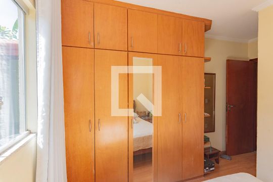 Suíte de casa para alugar com 3 quartos, 250m² em Parque Via Norte, Campinas